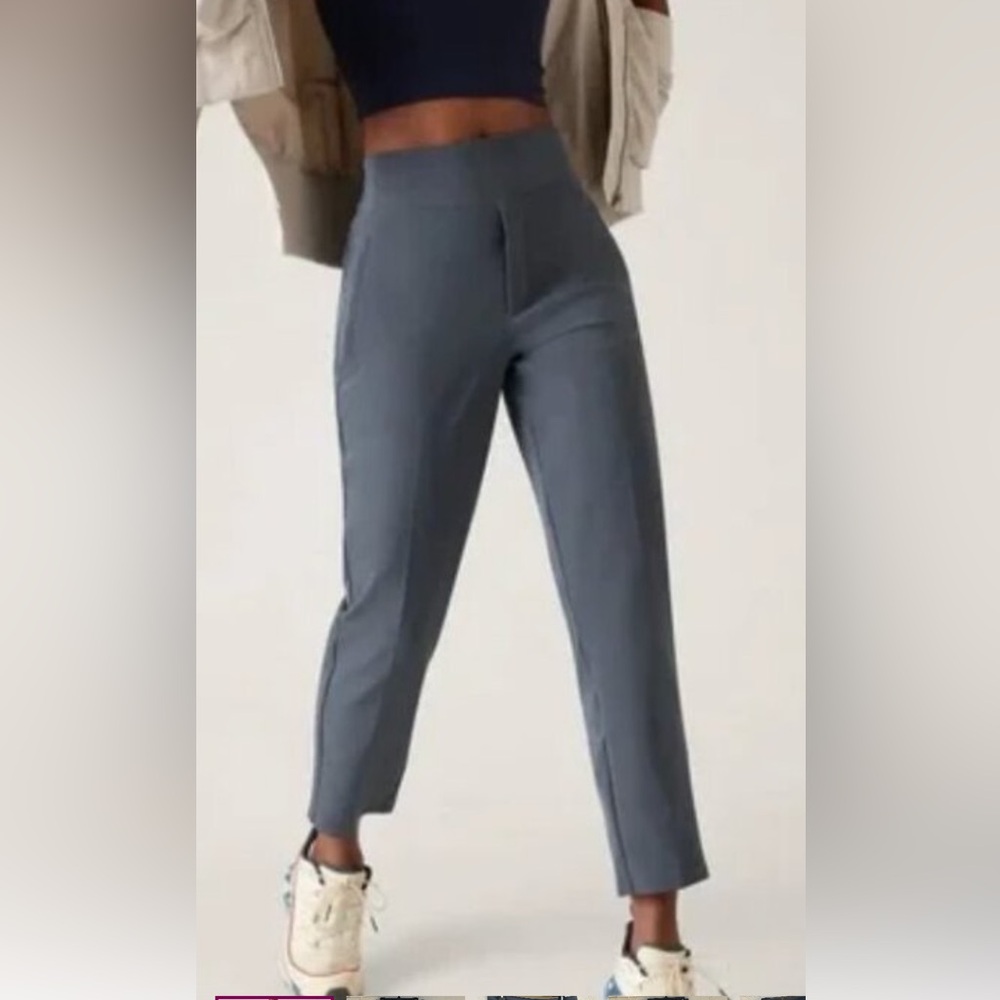 Athleta Endless High Rise Pant size 4P Grey